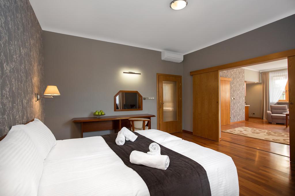 Hotel Debowa Gora Active & Spa Łąck Extérieur photo